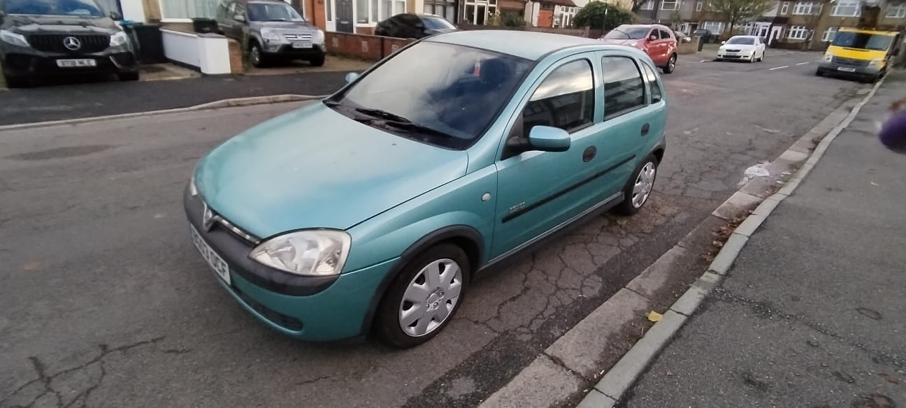 Used Vauxhall Corsa 2003 for sale - 76662942: Photo 8