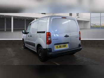 Used Citroen Berlingo 2011 for sale - 77416797: Photo