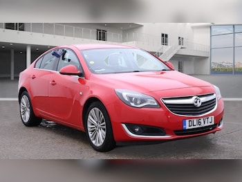 Vauxhall - Insignia