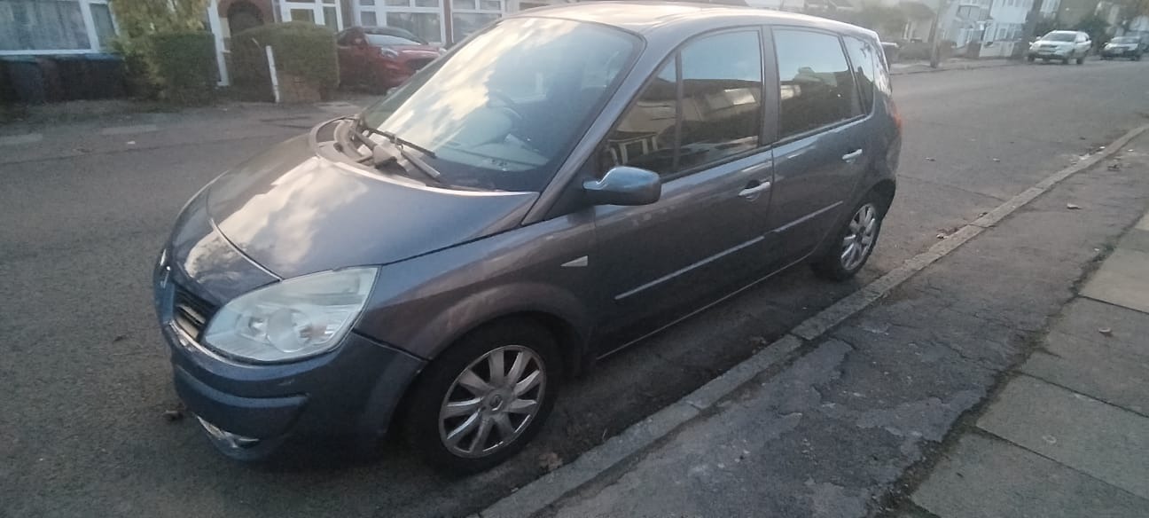 Used Renault Scenic 2008 for sale - 76369470: Photo 2