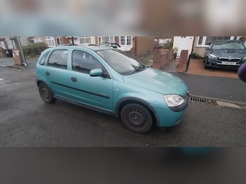 Vauxhall - Corsa