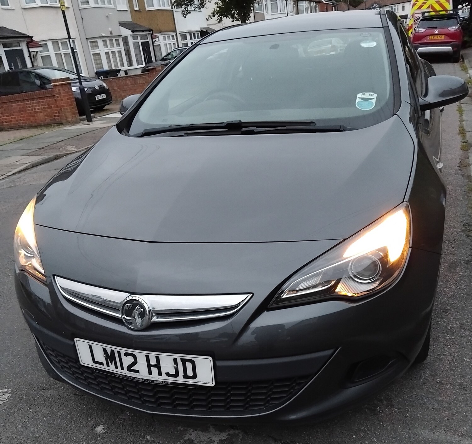 Vauxhall Astra GTC 2012 (12) - 1.4T 16V Sport 3dr - Image 4