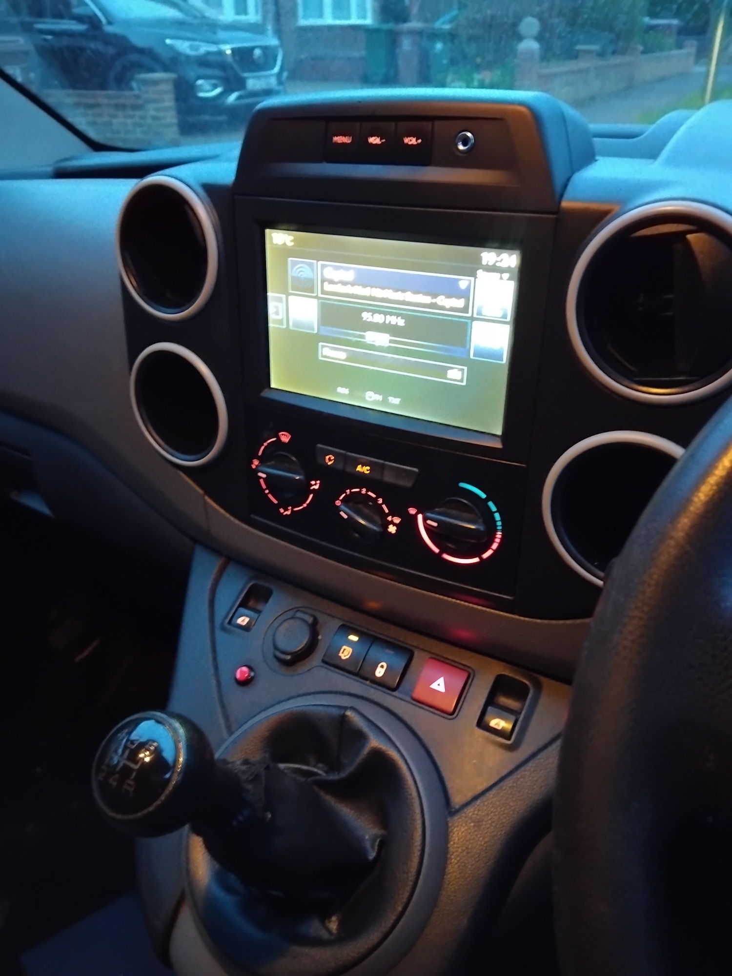 Used Peugeot Partner 2016 for sale - 77681896: Photo 10