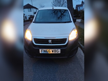 Used Peugeot Partner 2016 for sale - 77681896: Photo