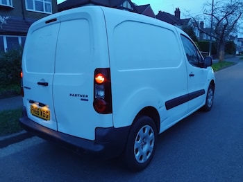 Used Peugeot Partner 2016 for sale - 77681896: Photo