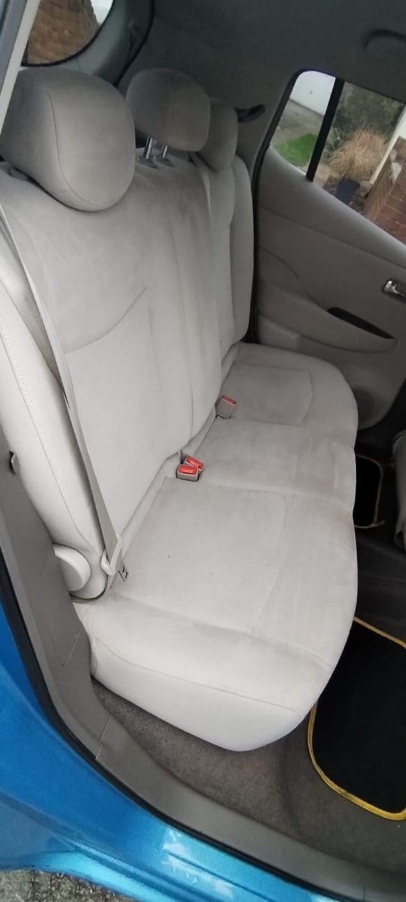 Used Nissan Leaf 2012 for sale - 77636904: Photo 11