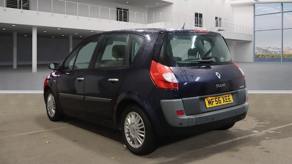 Used Renault Scenic 2006 for sale - 76207258: Photo 2