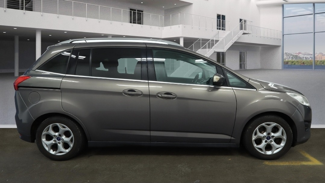 Used Ford Grand C-Max 2012 for sale - 76971139: Photo 5