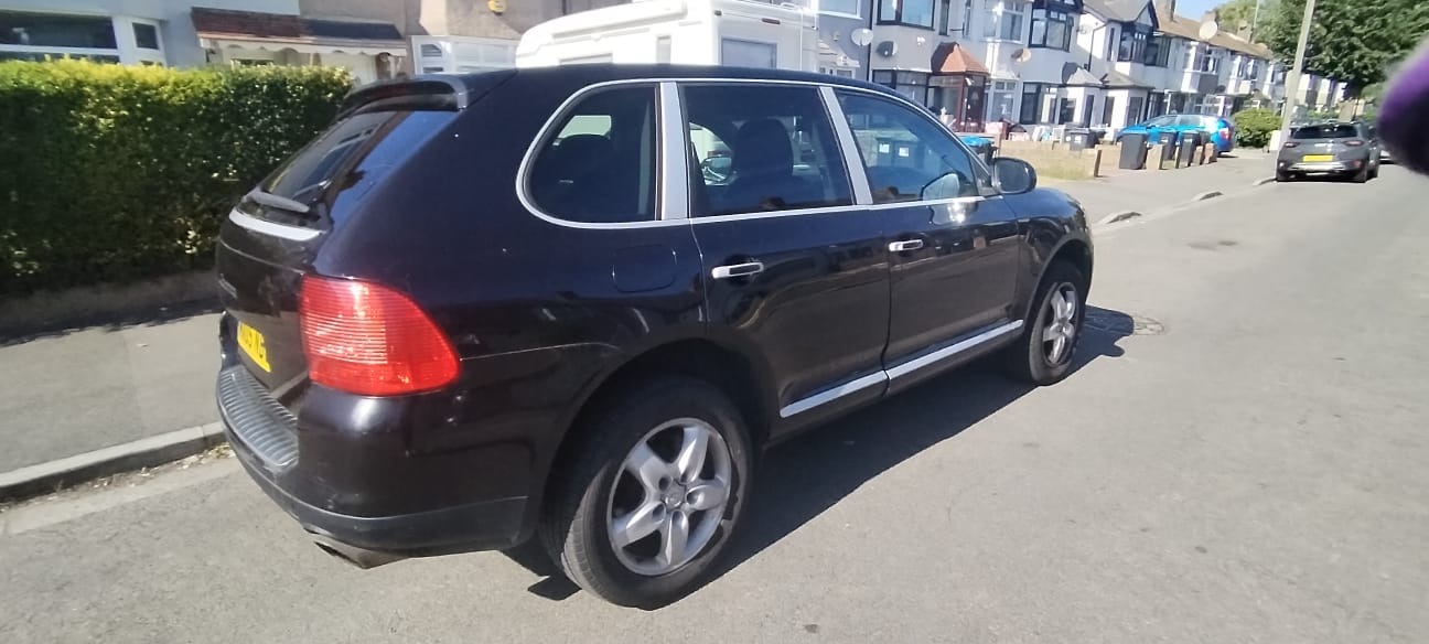 Used Porsche Cayenne 2005 for sale - 76090955: Photo 5