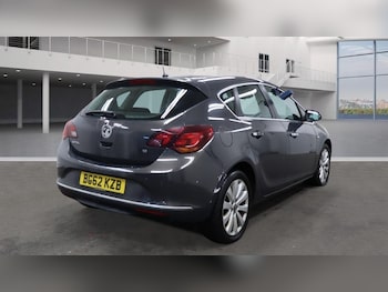 Used Vauxhall Astra 2012 for sale - 77174381: Photo