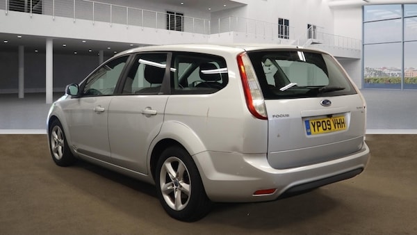 Used Ford Focus 2009 for sale - 76305848: Photo 3