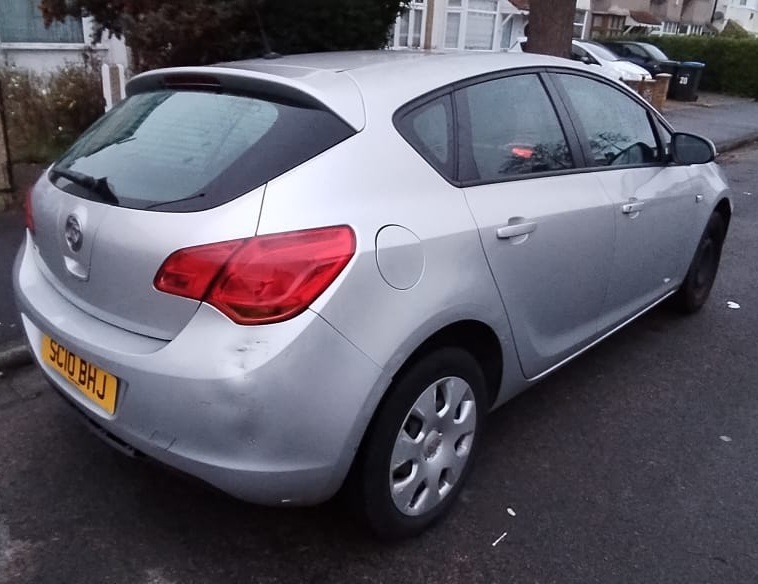 Used Vauxhall Astra 2010 for sale - 77020677: Photo 8