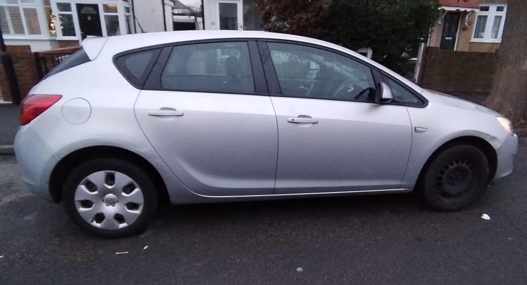 Used Vauxhall Astra 2010 for sale - 77020677: Photo 9