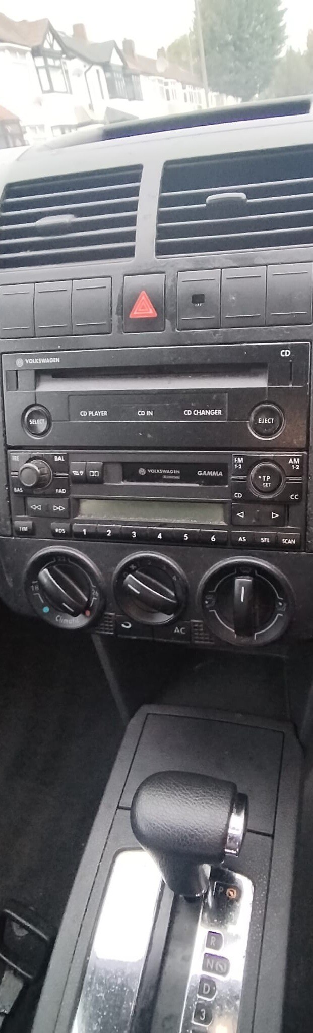 Volkswagen Polo 2003 (S) - 1.4 SE 75 5dr Auto - Image 10