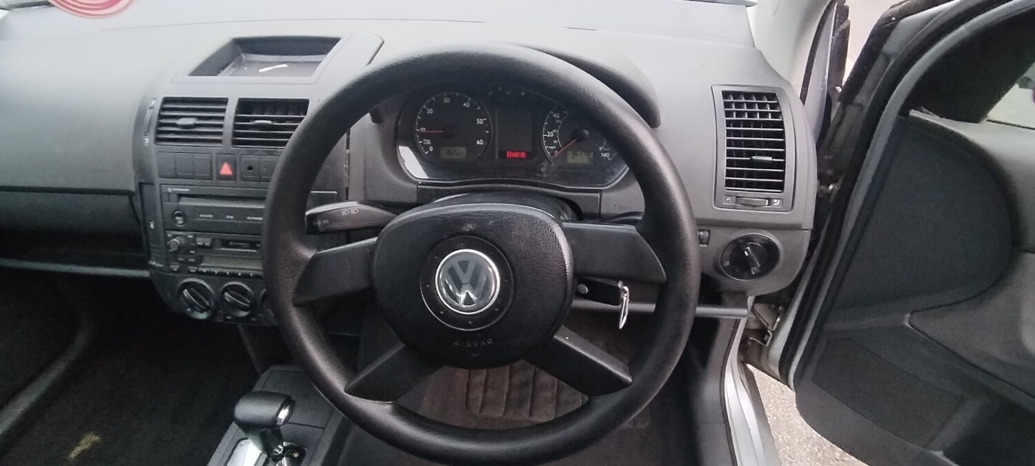 Volkswagen Polo 2003 (S) - 1.4 SE 75 5dr Auto - Image 11