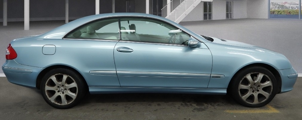 Used Mercedes-Benz CLK 2003 for sale - 77118833: Photo 4