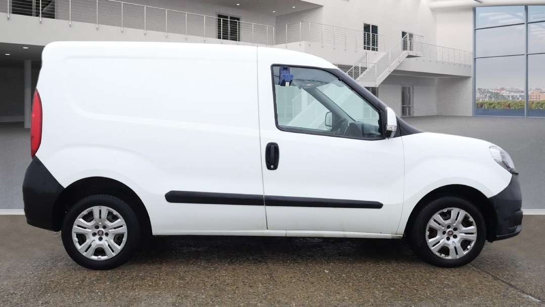 Used Fiat Doblo 2017 for sale - 76980663: Photo 5