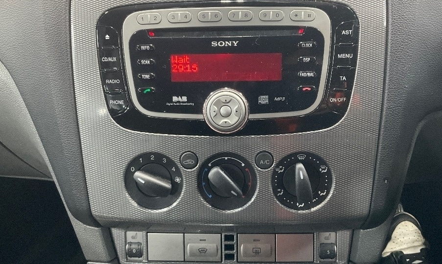 Used Ford Focus 2010 for sale - 77386195: Photo 10