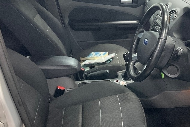 Used Ford Focus 2010 for sale - 77386195: Photo 8