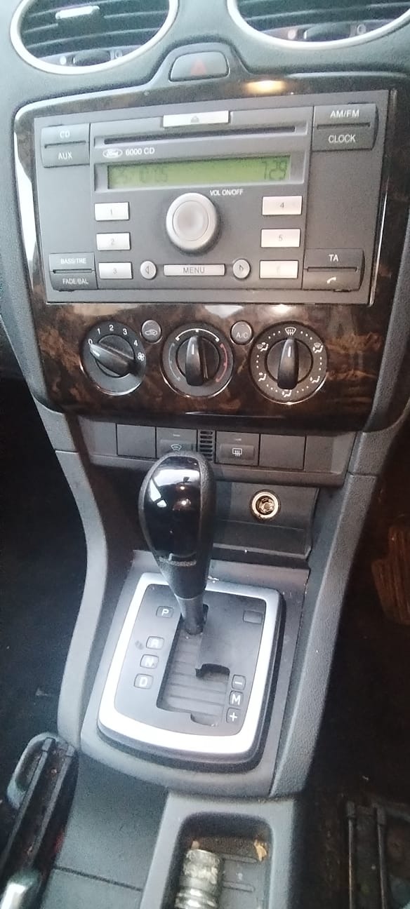 Used Ford Focus 2006 for sale - 76663076: Photo 15