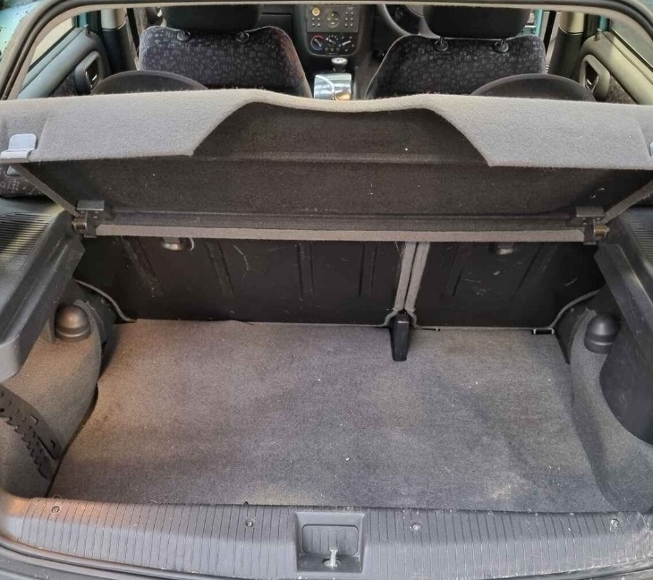 Used Vauxhall Corsa 2003 for sale - 76408337: Photo 11