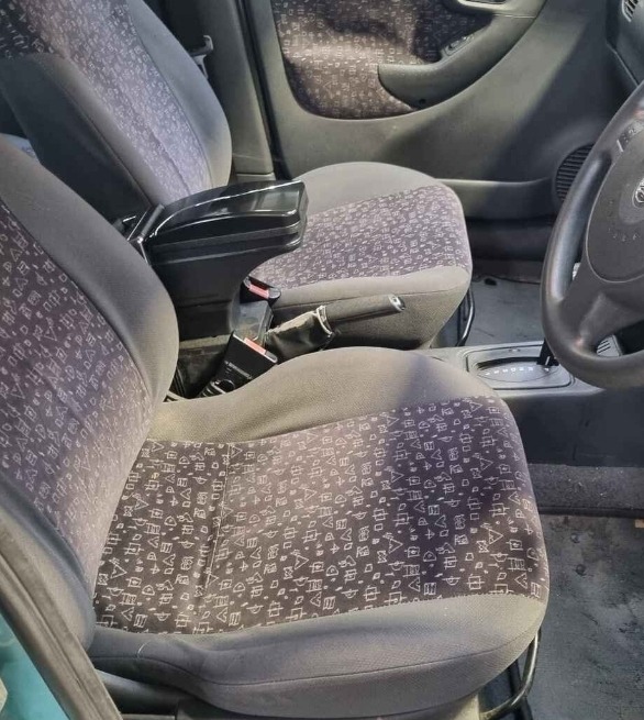 Used Vauxhall Corsa 2003 for sale - 76408337: Photo 9