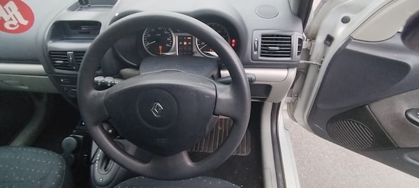 Used Renault Clio 2003 for sale - 76222010: Photo 10