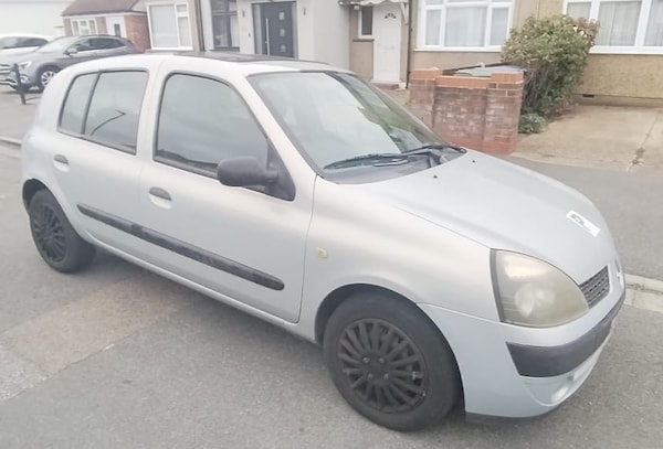 Used Renault Clio 2003 for sale - 76222010: Photo 8