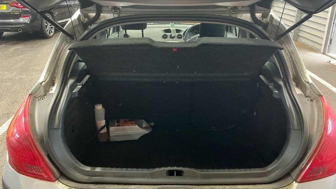 Used Peugeot 308 2008 for sale - 76170542: Photo 10