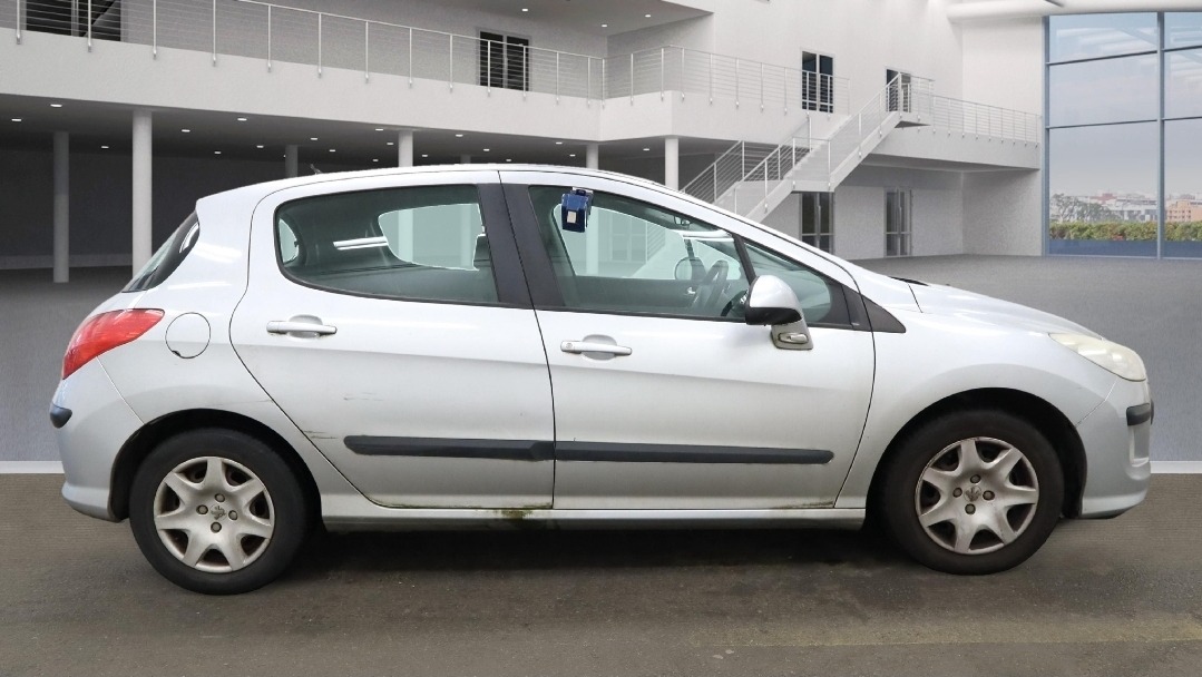 Used Peugeot 308 2008 for sale - 76170542: Photo 5