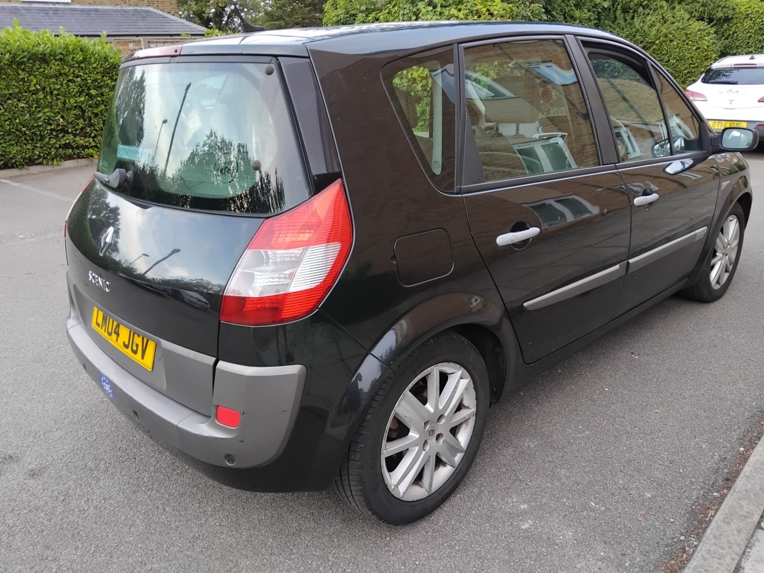 Renault Megane 2004 (04) - 2.0 VVT Privilege 5dr Auto - Image 6
