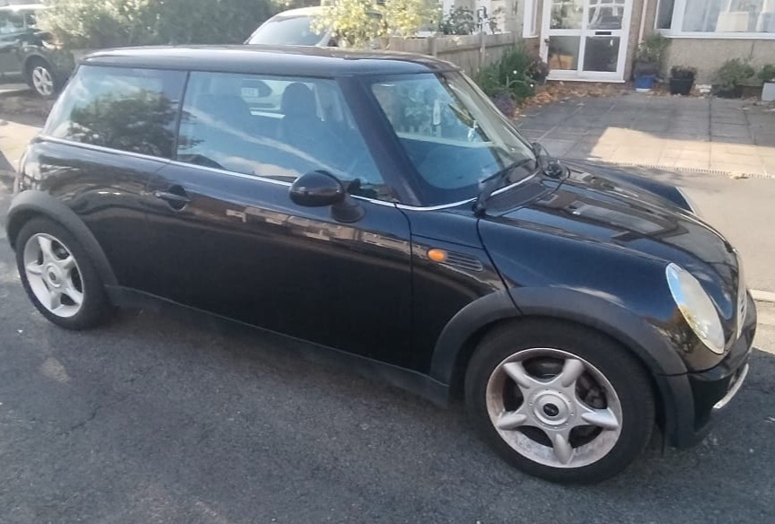 Used MINI Hatch 2003 for sale - 76365110: Photo 2