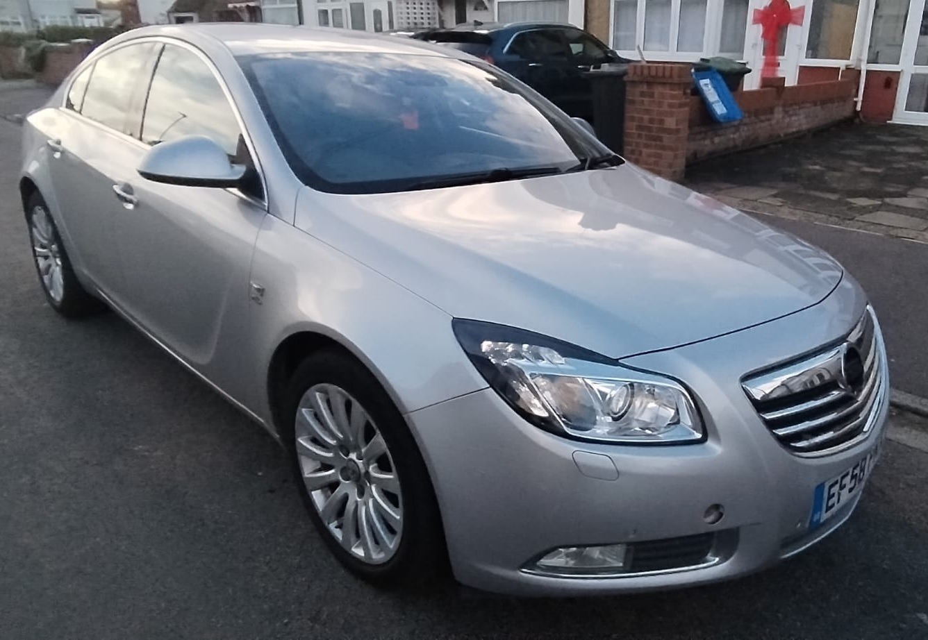 Used Vauxhall Insignia 2009 for sale - 76789515: Photo 1