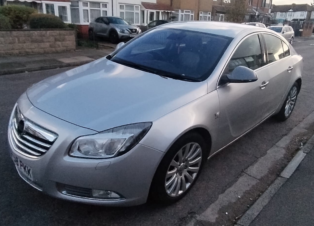 Used Vauxhall Insignia 2009 for sale - 76789515: Photo 2
