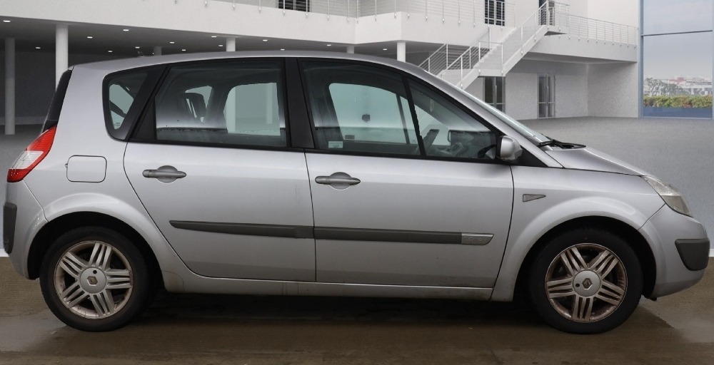 Used Renault Megane 2005 for sale - 77142915: Photo 4