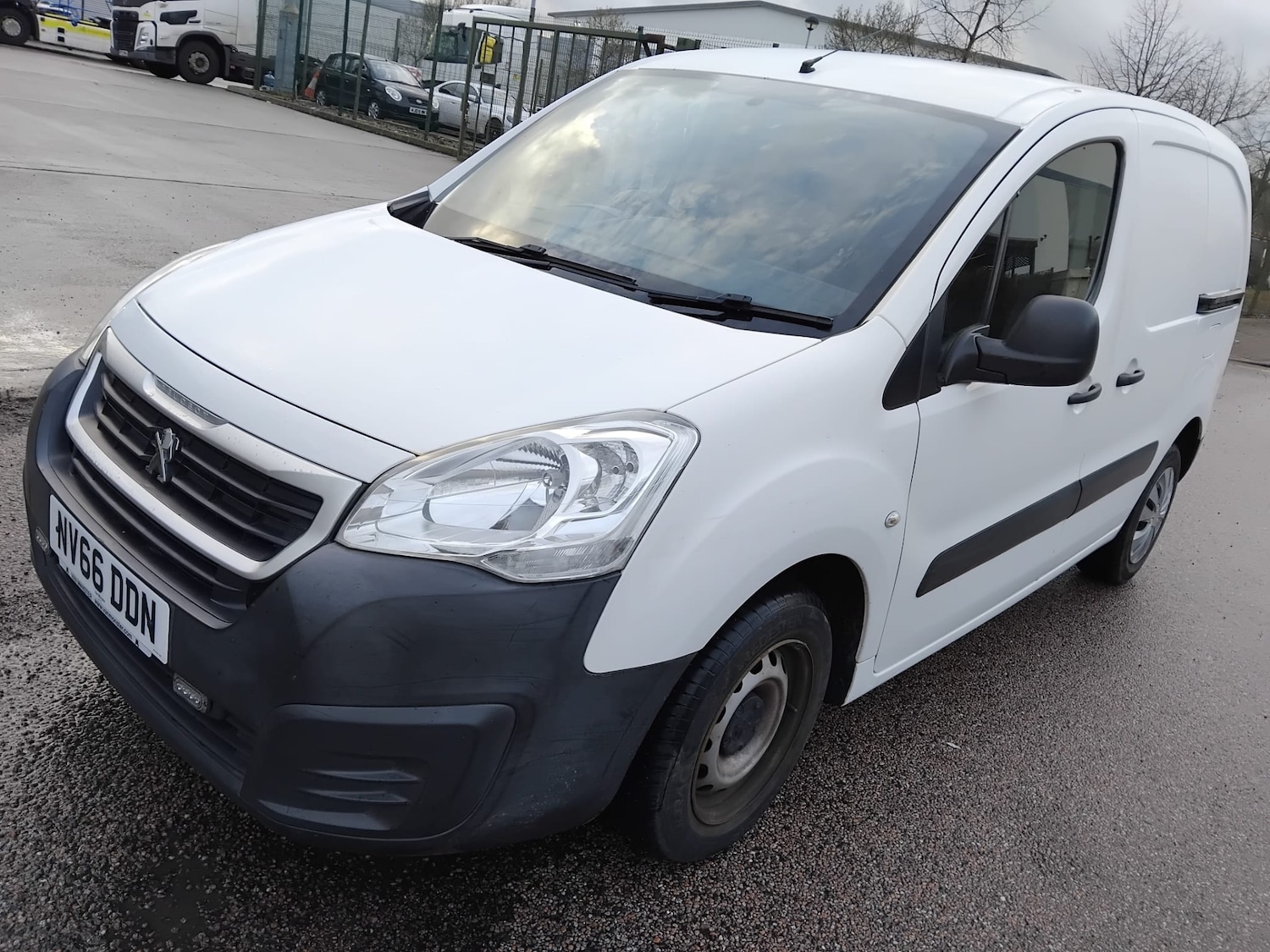 Used Peugeot Partner 2016 for sale - 77629252: Photo 8