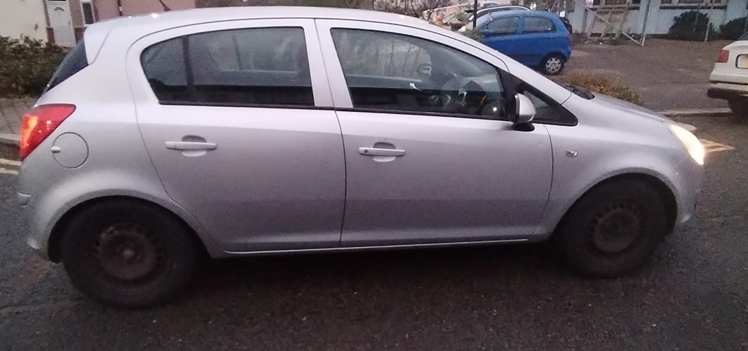 Used Vauxhall Corsa 2010 for sale - 77049357: Photo 7
