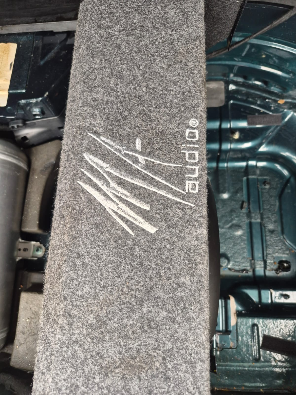 Used Porsche Cayenne 2004 for sale - 77844697: Photo 19