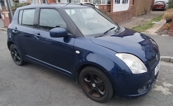 Used Suzuki Swift 2006 for sale - 76299518: Photo 5
