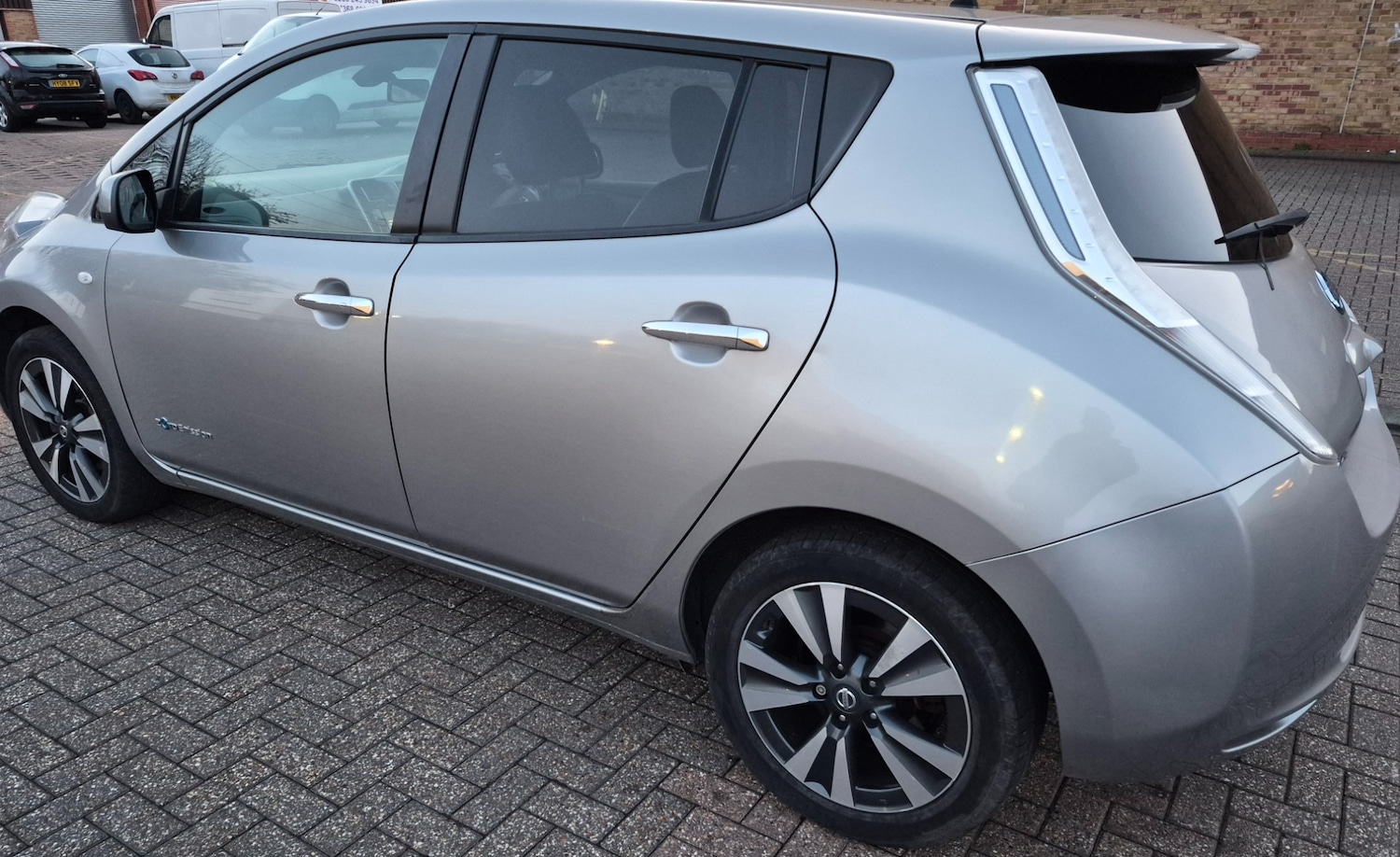 Used Nissan Leaf 2016 for sale - 77891813: Photo 3