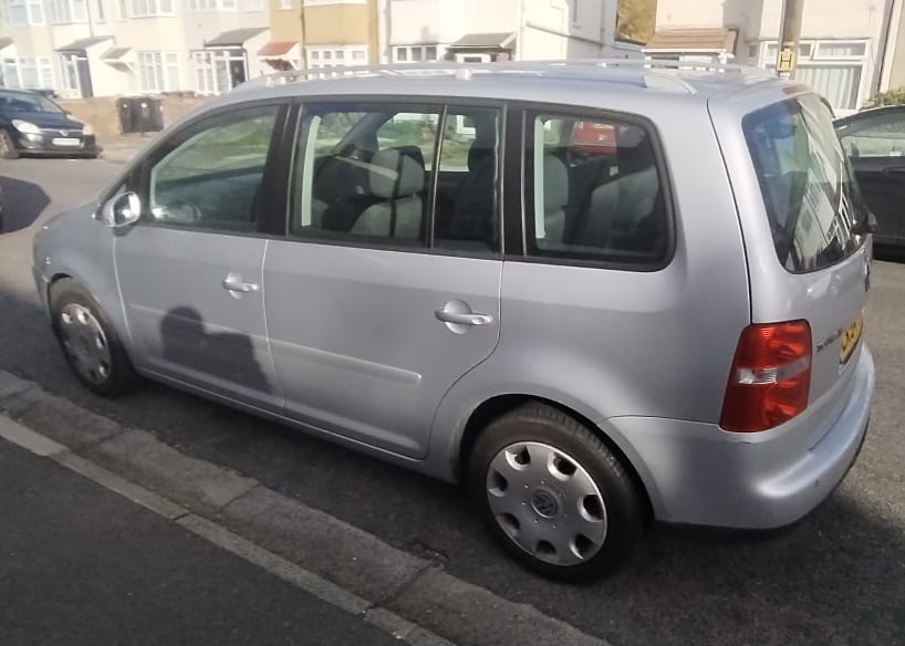 Used Volkswagen Touran 2004 for sale - 76440044: Photo 8