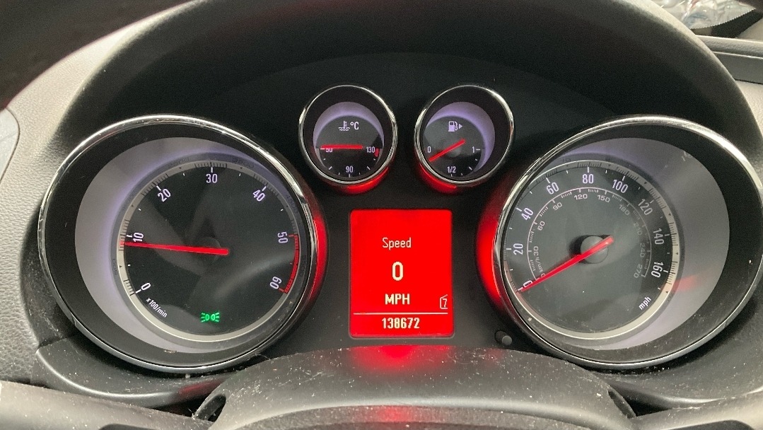 Used Vauxhall Insignia 2010 for sale - 78042174: Photo 9