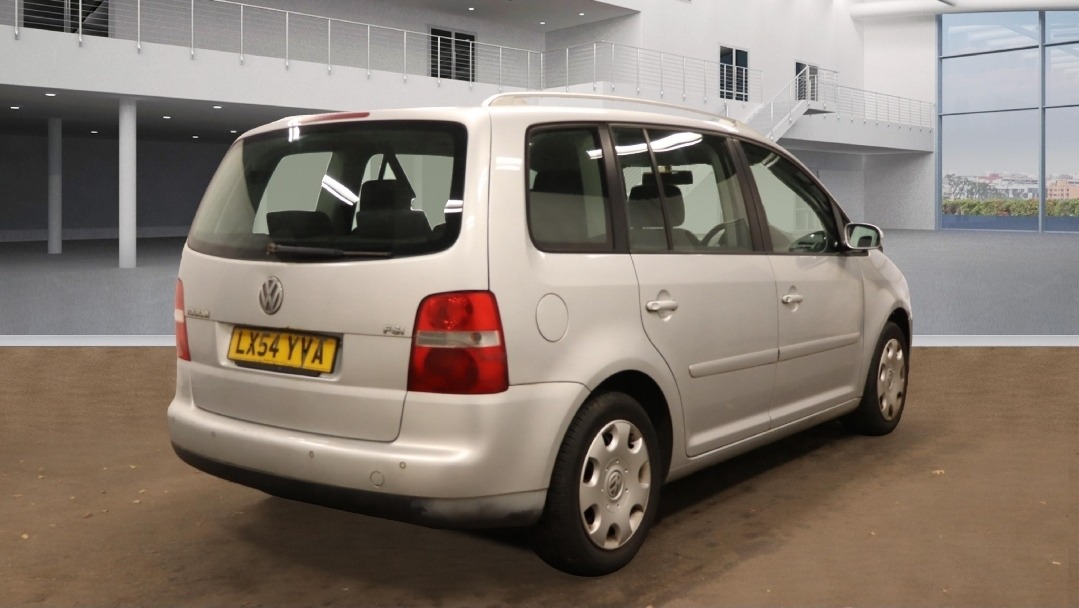 Used Volkswagen Touran 2004 for sale - 76408333: Photo 4