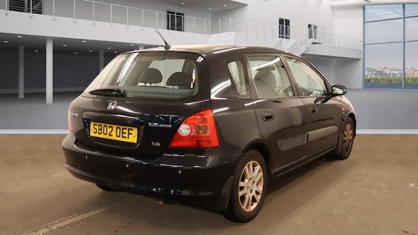Used Honda Civic 2002 for sale - 76208674: Photo 4