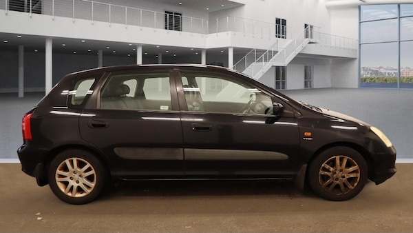 Used Honda Civic 2002 for sale - 76208674: Photo 5