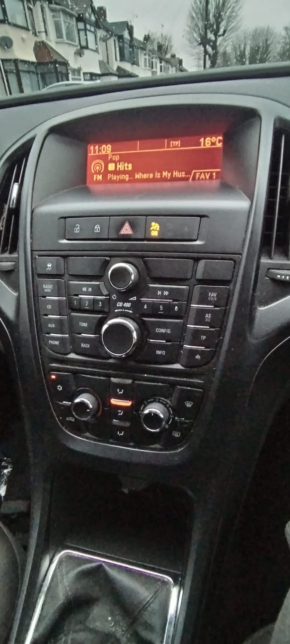 Used Vauxhall Astra 2011 for sale - 76971175: Photo 12