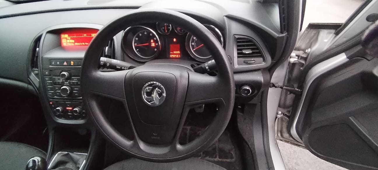 Used Vauxhall Astra 2011 for sale - 76971175: Photo 14