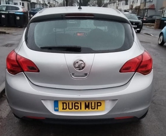 Used Vauxhall Astra 2011 for sale - 76971175: Photo 4