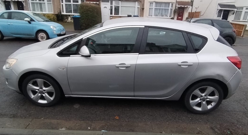 Used Vauxhall Astra 2011 for sale - 76971175: Photo 7