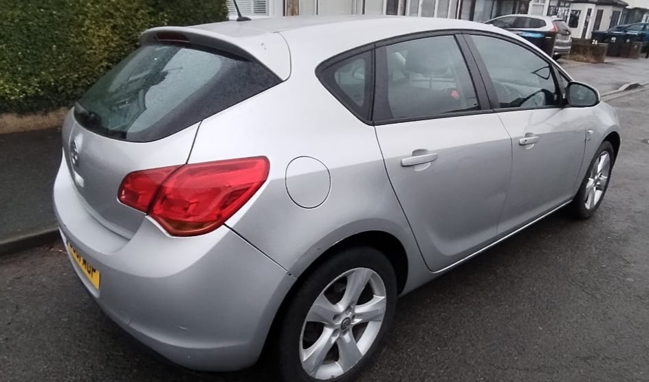 Used Vauxhall Astra 2011 for sale - 76971175: Photo 8